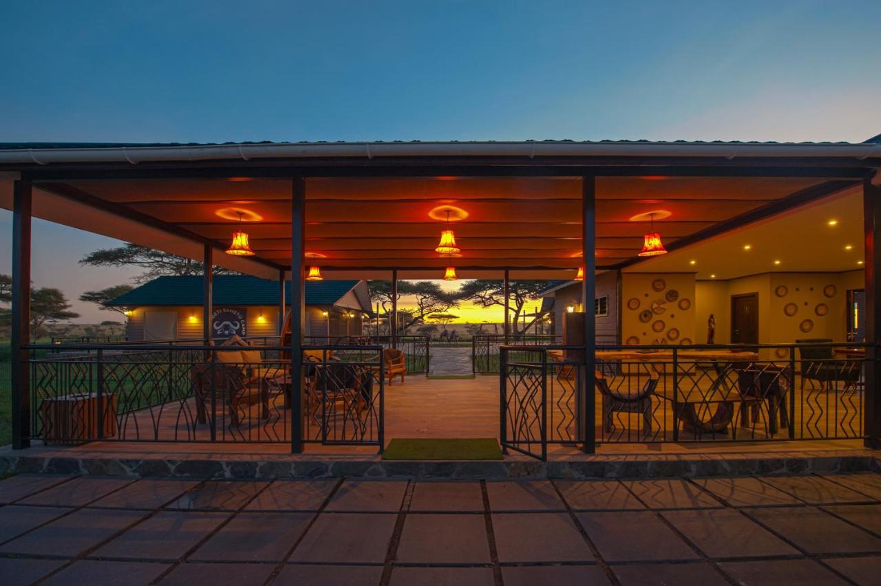 Serengeti Sametu Camp Экстерьер фото