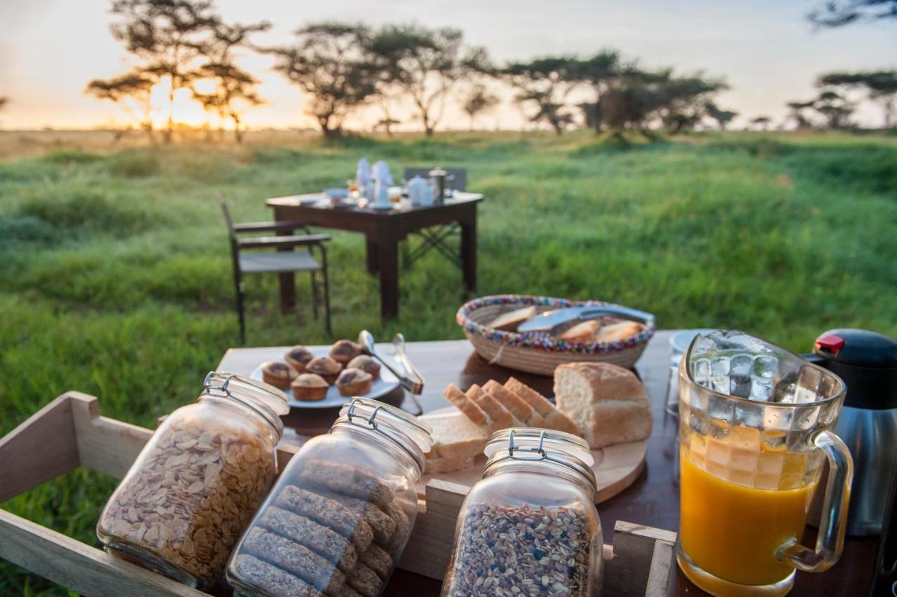 Serengeti Sametu Camp Экстерьер фото